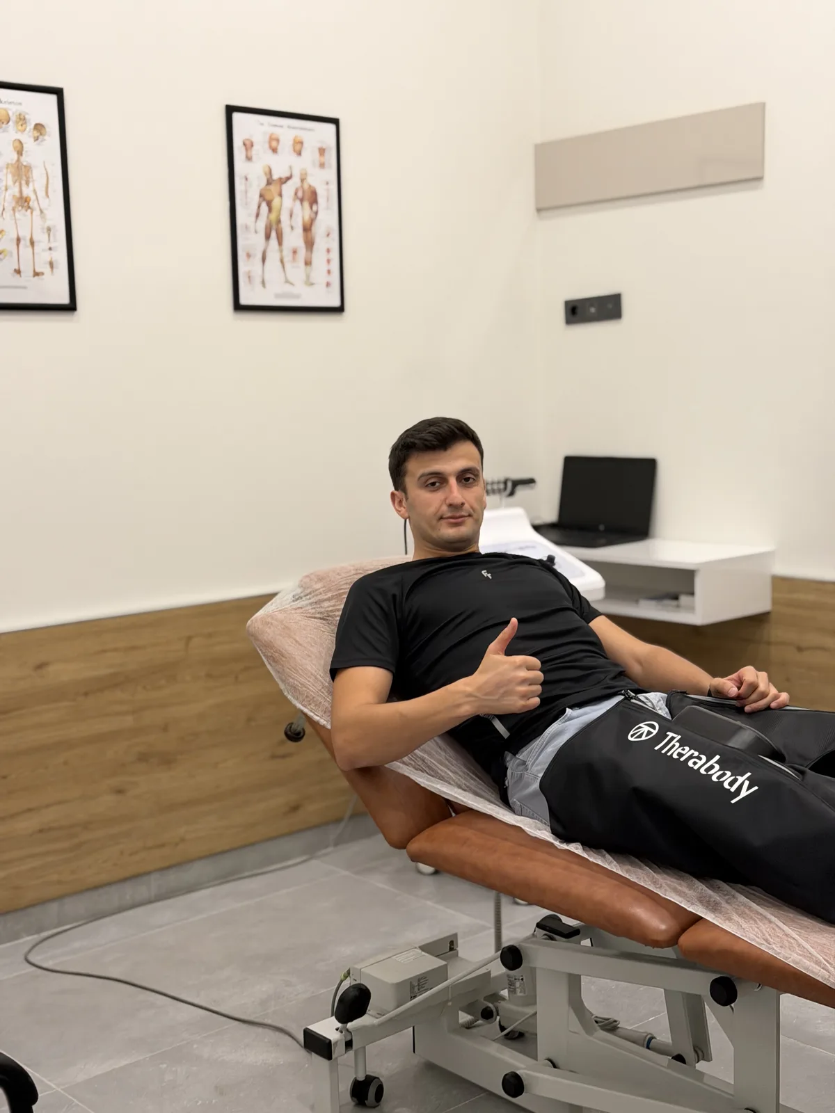 Klinik iç mekânı ve çalışma alanı